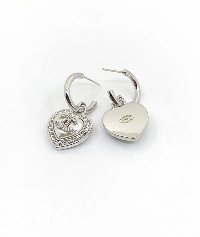 Popular Chanel Earrings 224073