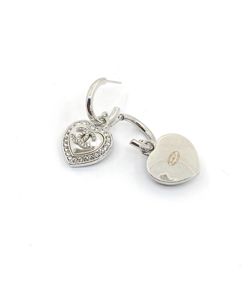 Popular Chanel Earrings 224073