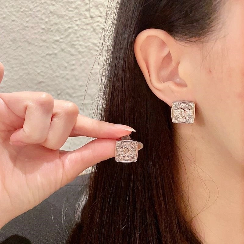 TechFriendly Chanel Earrings 224131
