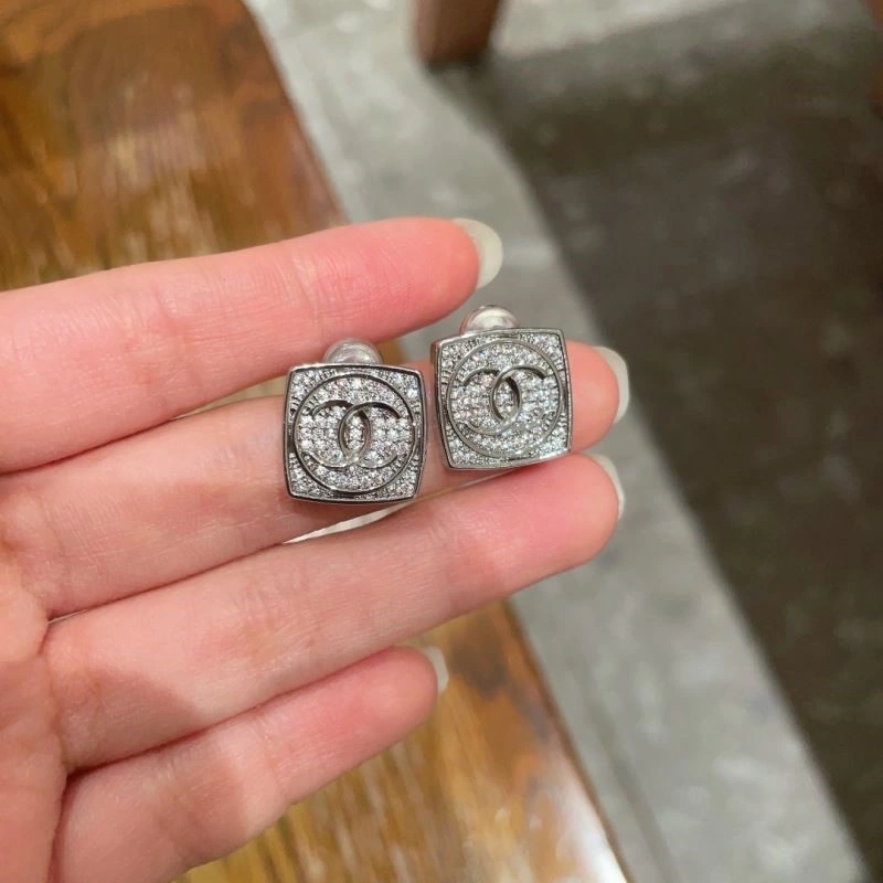 TechFriendly Chanel Earrings 224131