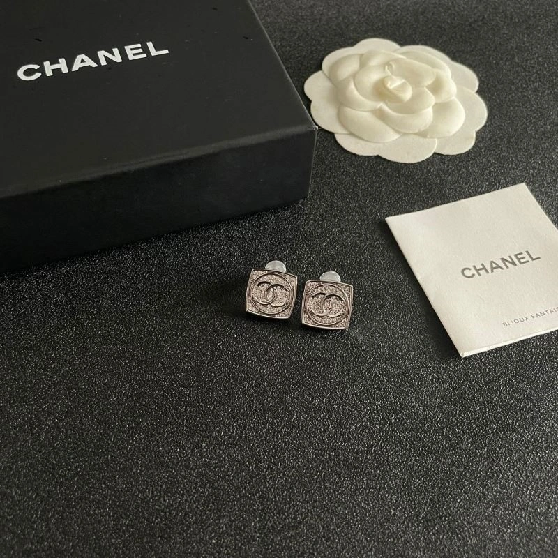 TechFriendly Chanel Earrings 224131
