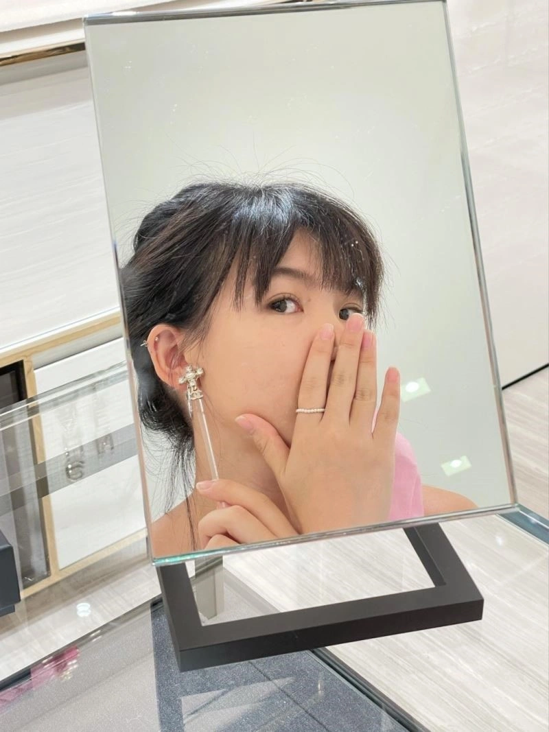 Stretchable Chanel Earrings 224040