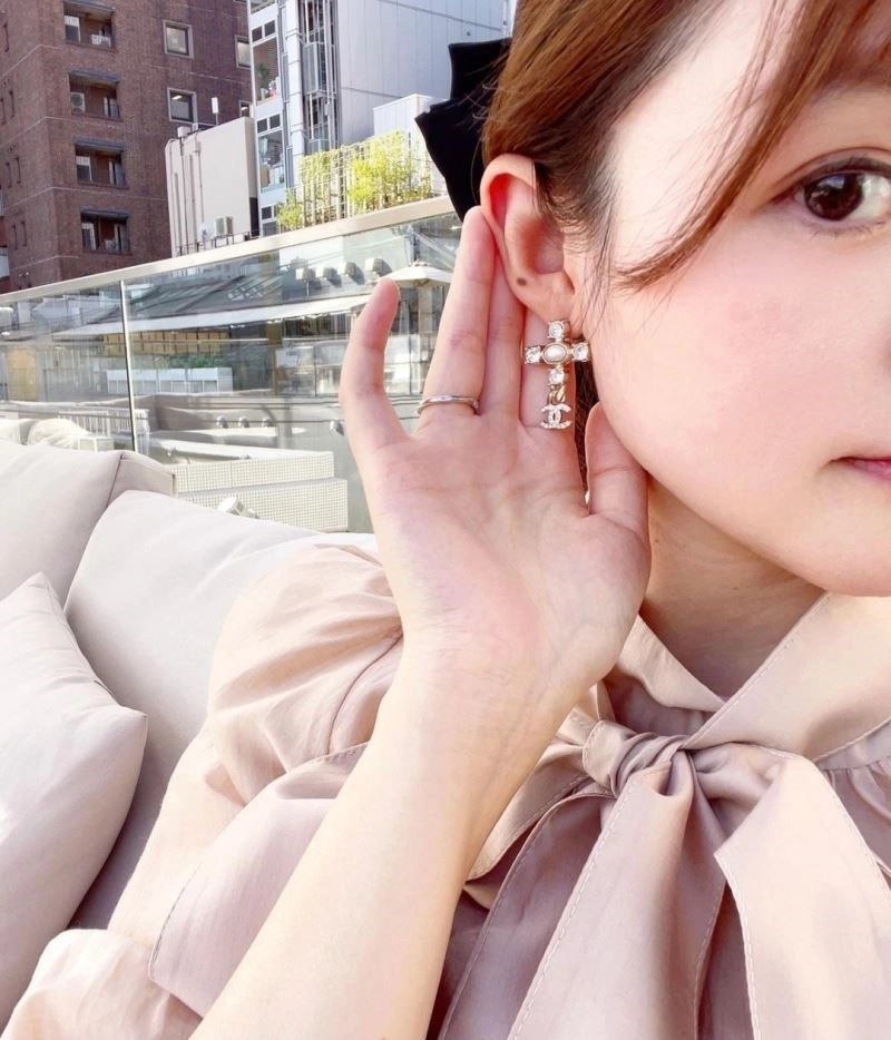 Stretchable Chanel Earrings 224040
