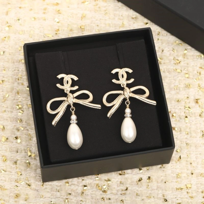 Chanel Earrings Effortless 224094