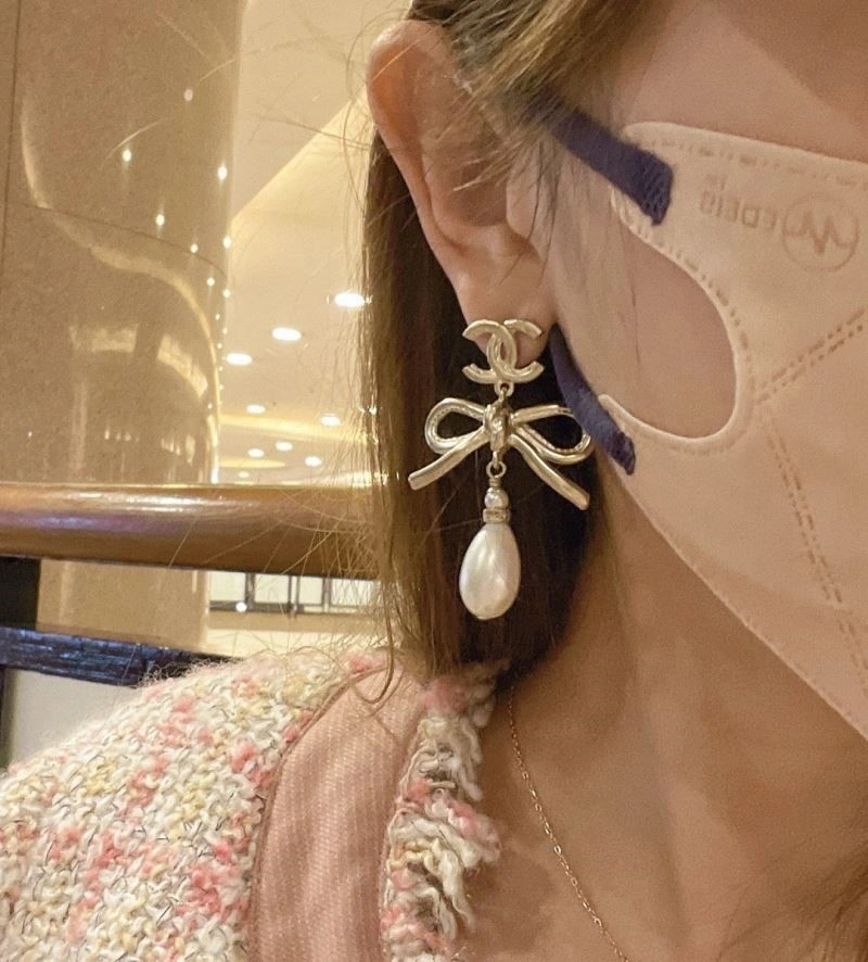 Chanel Earrings Effortless 224094