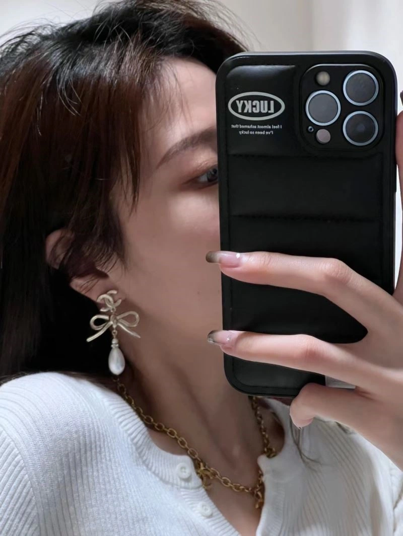 Chanel Earrings Effortless 224094