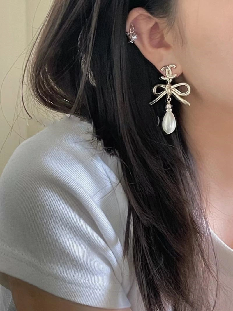 Chanel Earrings Effortless 224094