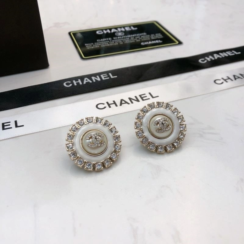 Chanel Earrings Affordable 224033