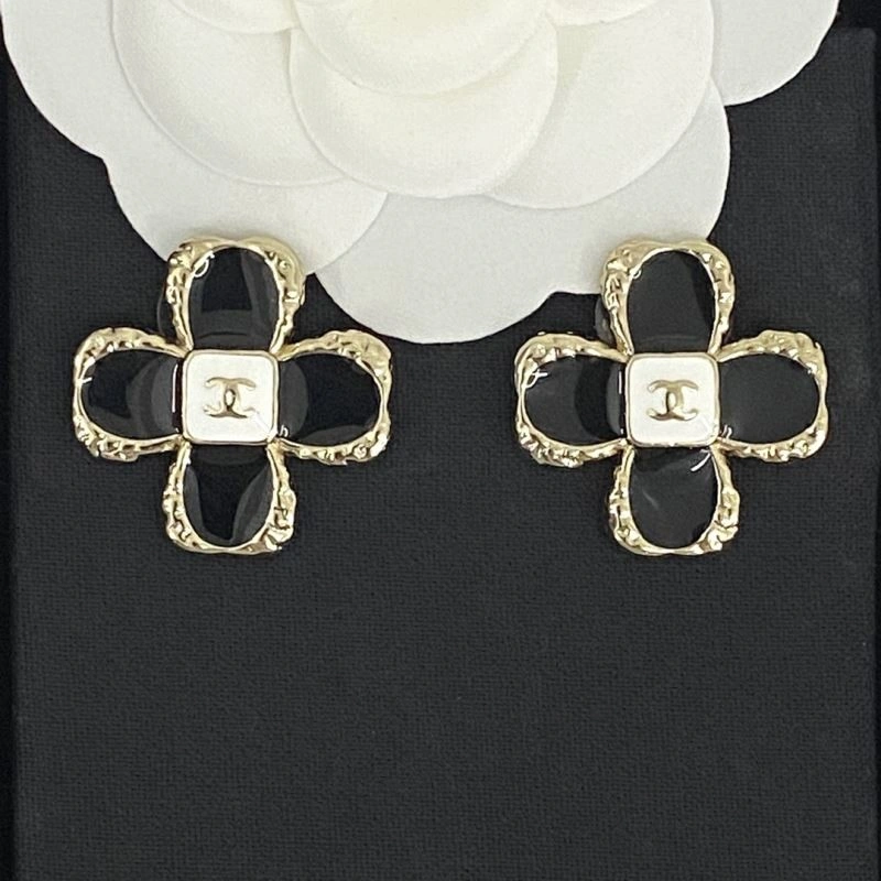 Original Chanel Earrings 224026