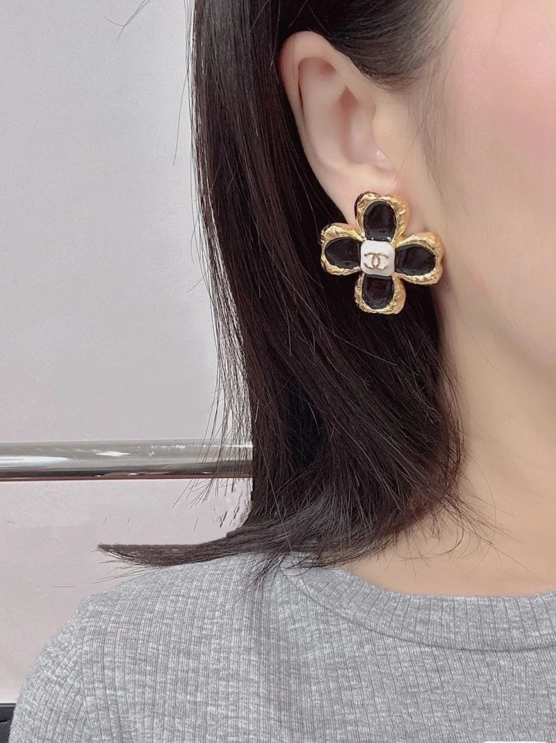 Original Chanel Earrings 224026
