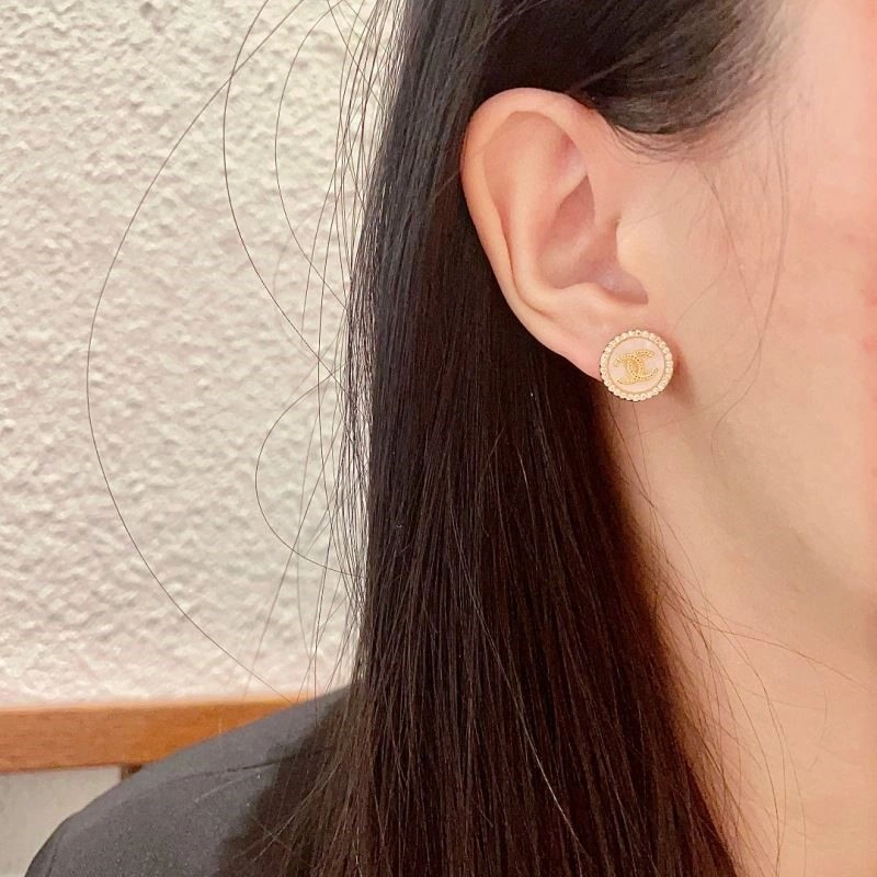 Chanel Earrings FashionForward 224030