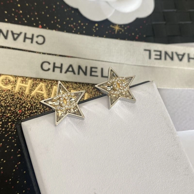Chanel Earrings Sleek 224025