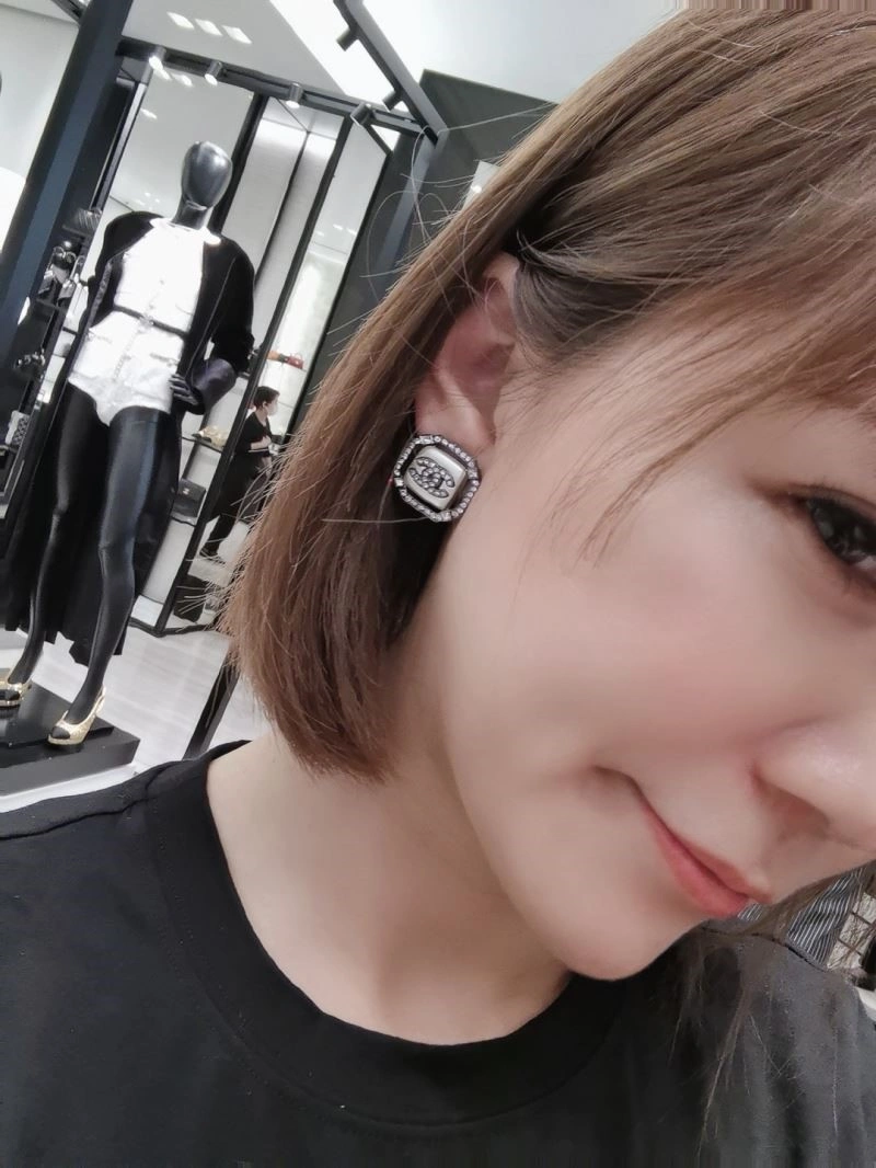 SmartChoice Chanel Earrings 224010