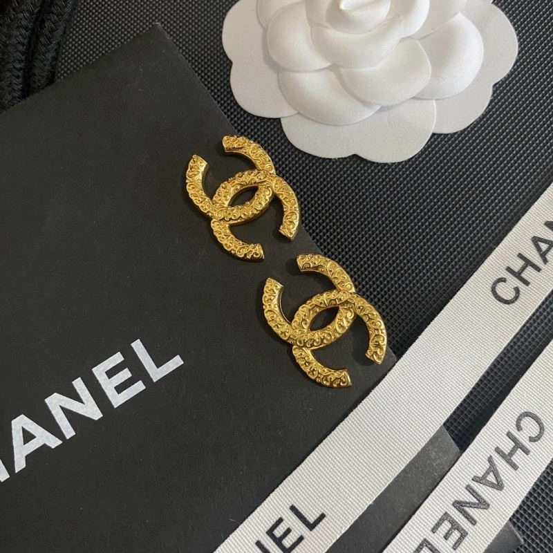 Snug Chanel Earrings 224069