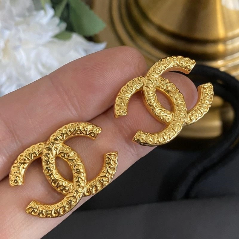 Snug Chanel Earrings 224069
