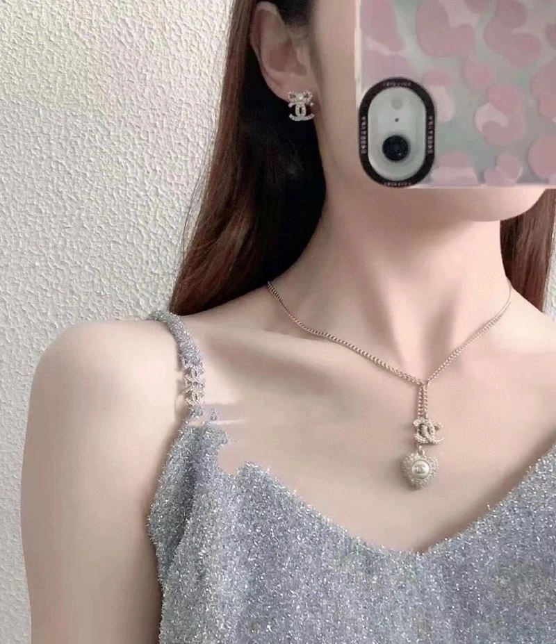 Casual Chanel Earrings 224062