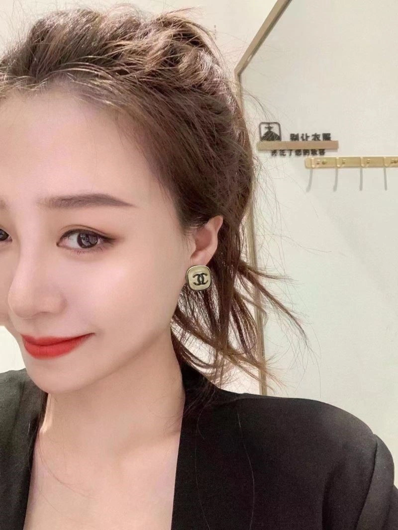 Chanel Earrings MultiPurpose 224045