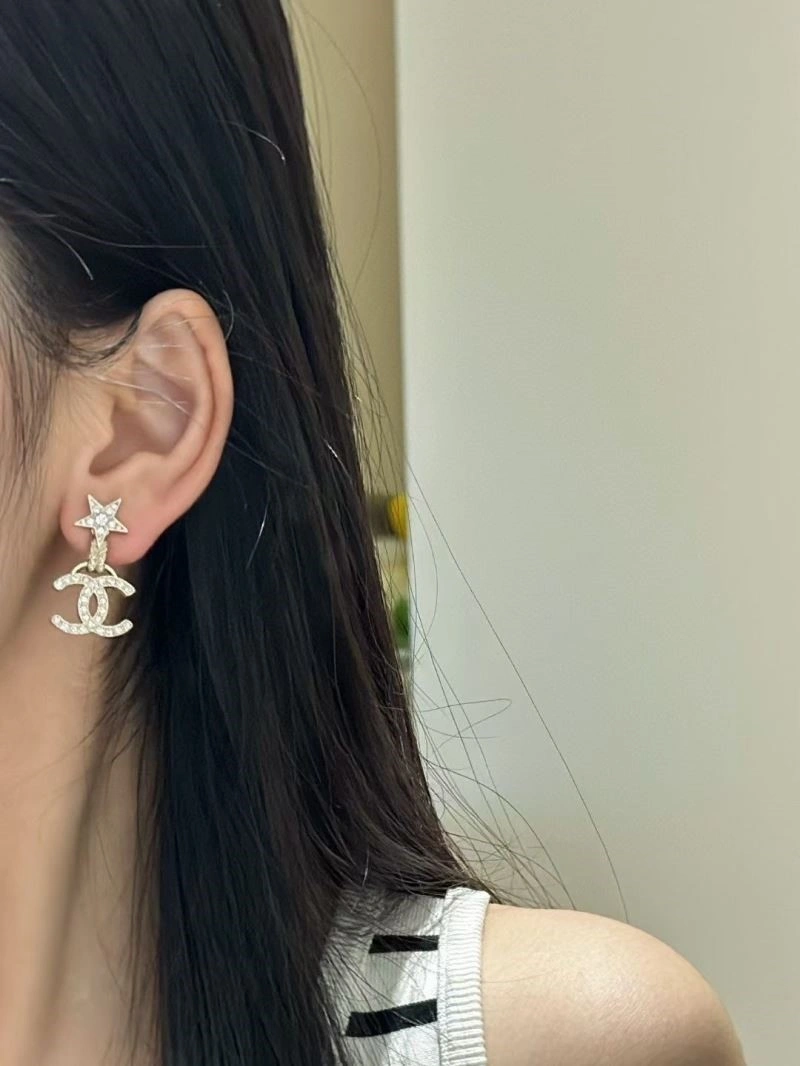 Chanel Earrings Unisex 224065