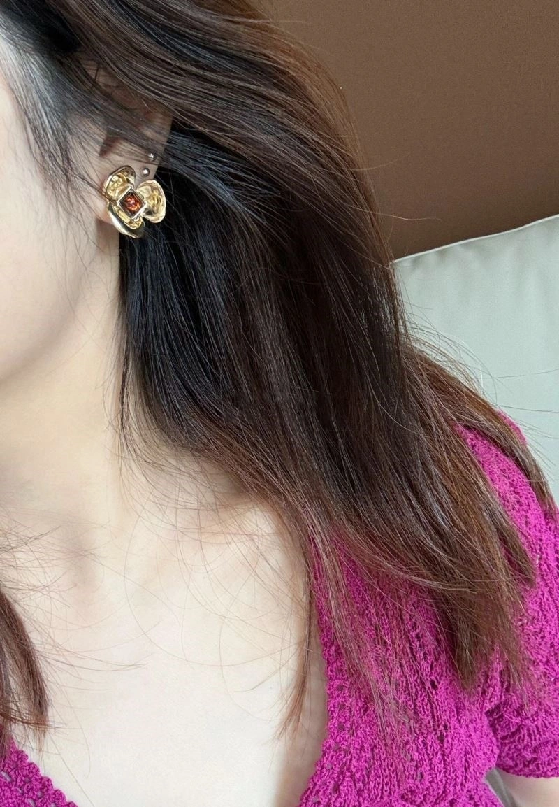 Chanel Earrings Vibrant 224003