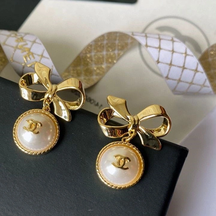 Chanel Earrings Fashionable 223991