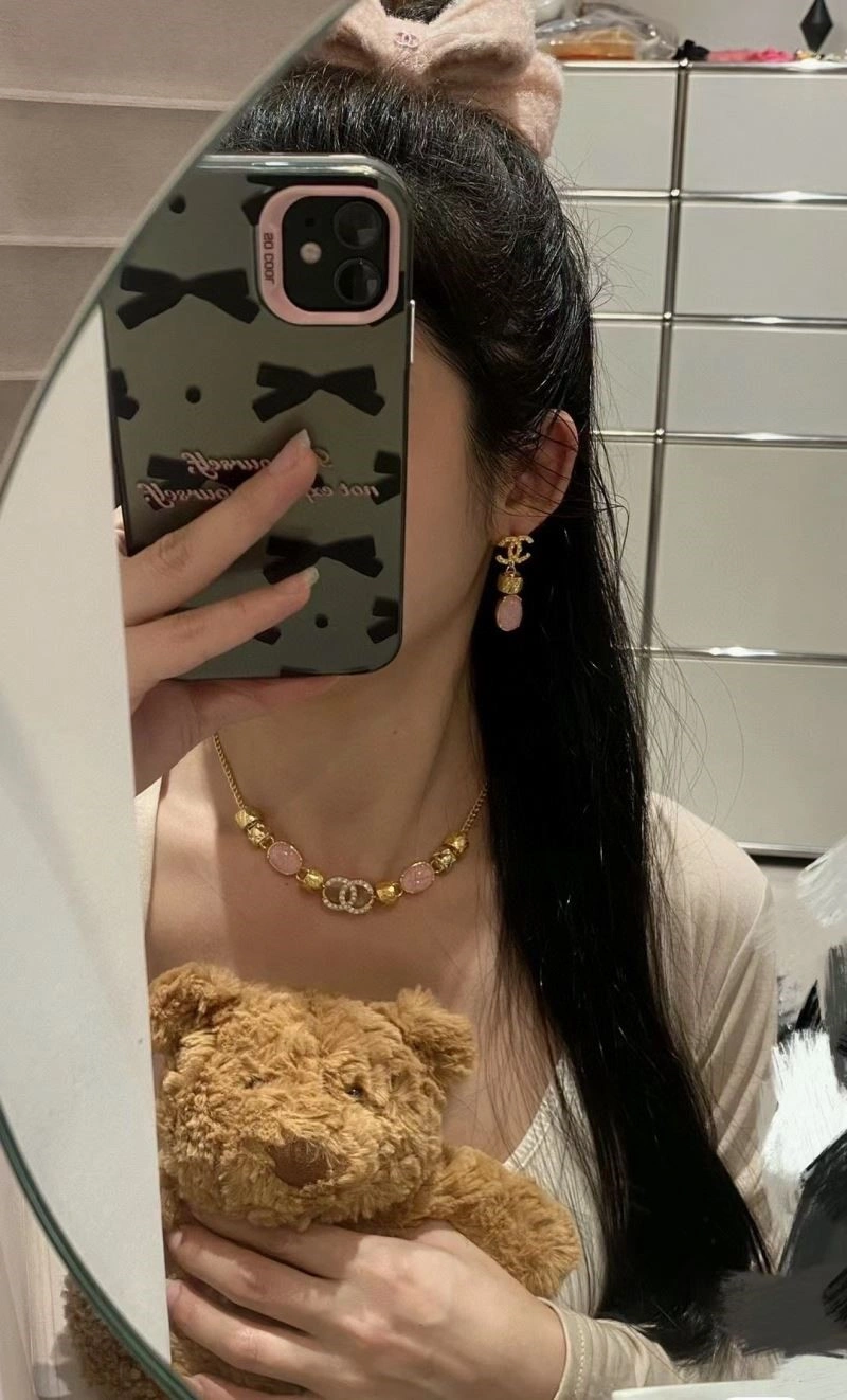 Chanel Earrings HighQuality 224008