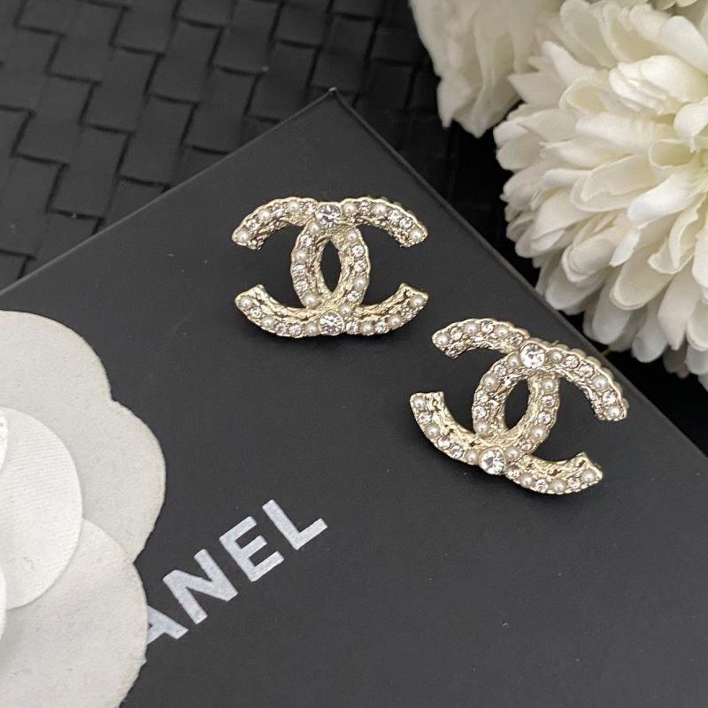Trendsetting Chanel Earrings 223986
