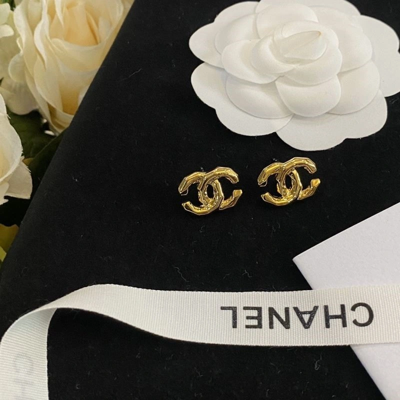Affordable Chanel Earrings 224004