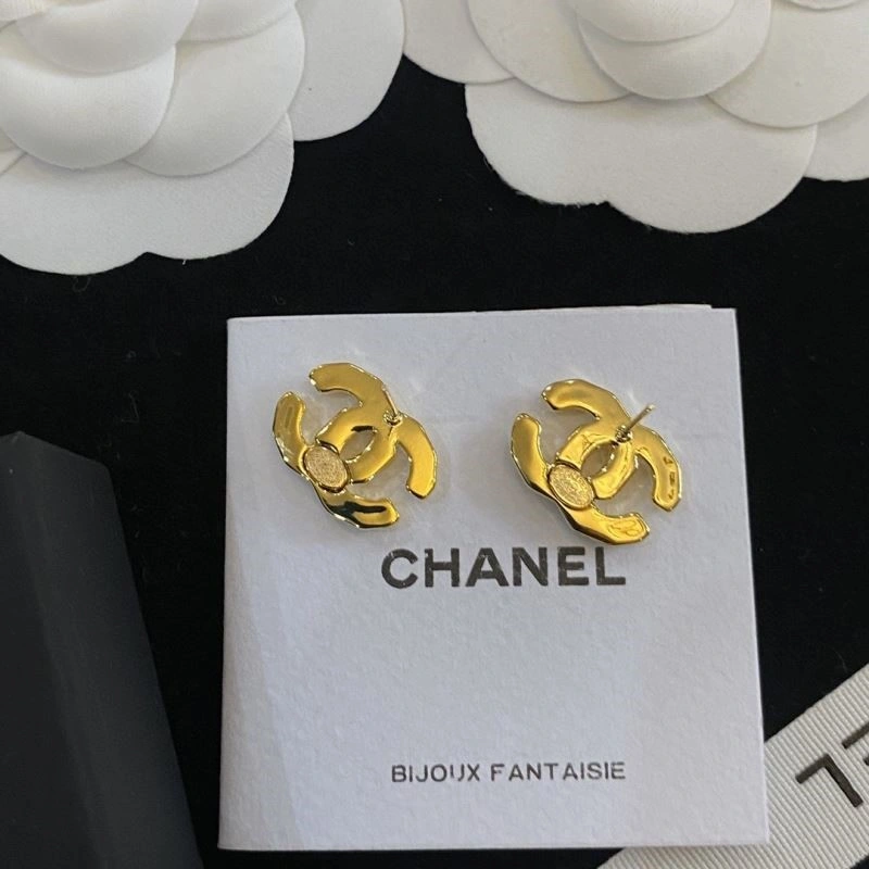 Affordable Chanel Earrings 224004
