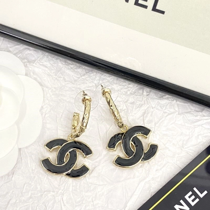 Chanel Earrings Comfortable 223978