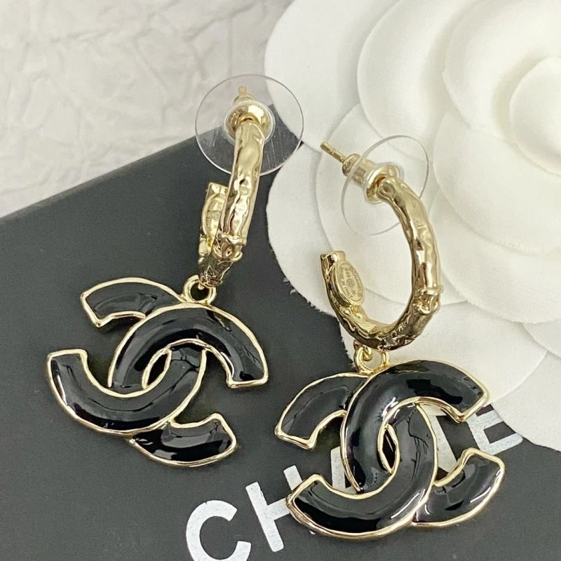 Chanel Earrings Comfortable 223978