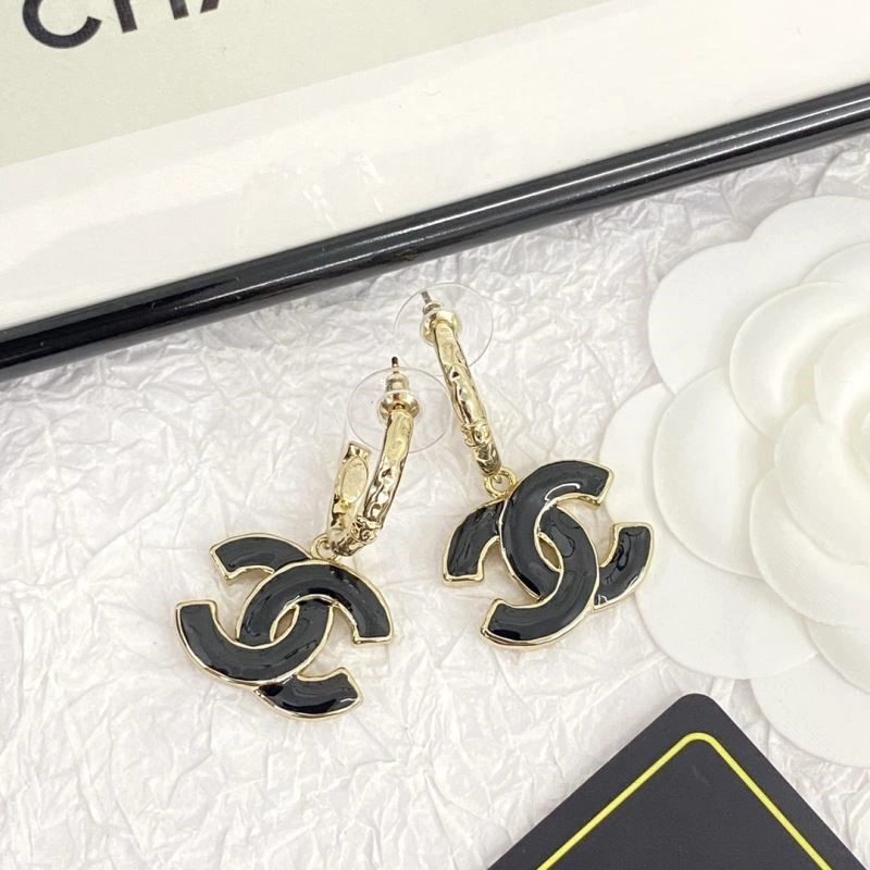 Chanel Earrings Comfortable 223978
