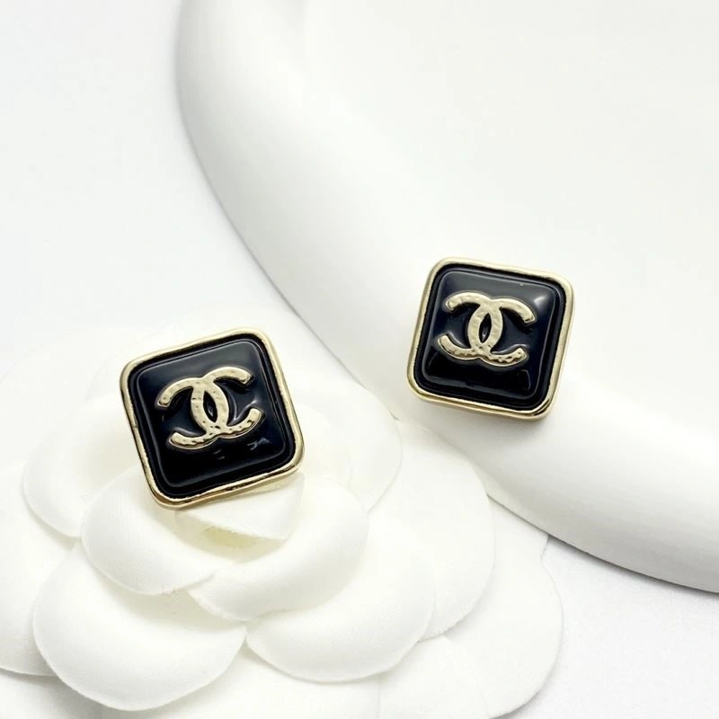 HighPerformance Chanel Earrings 223993