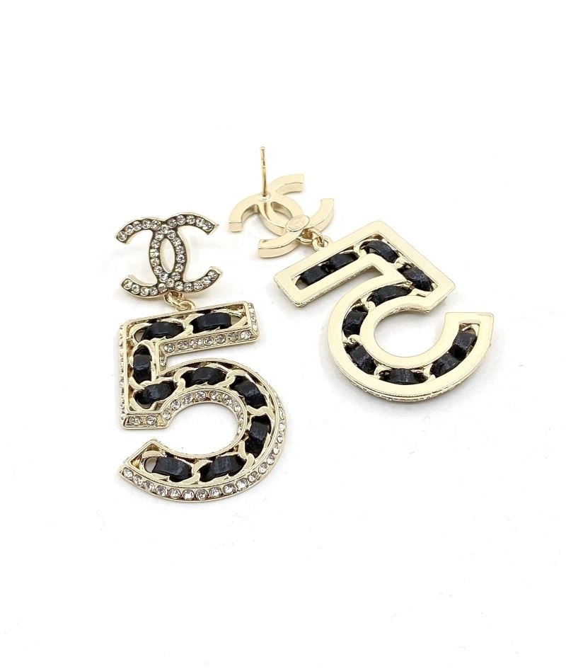 Comfortable Chanel Earrings 223975