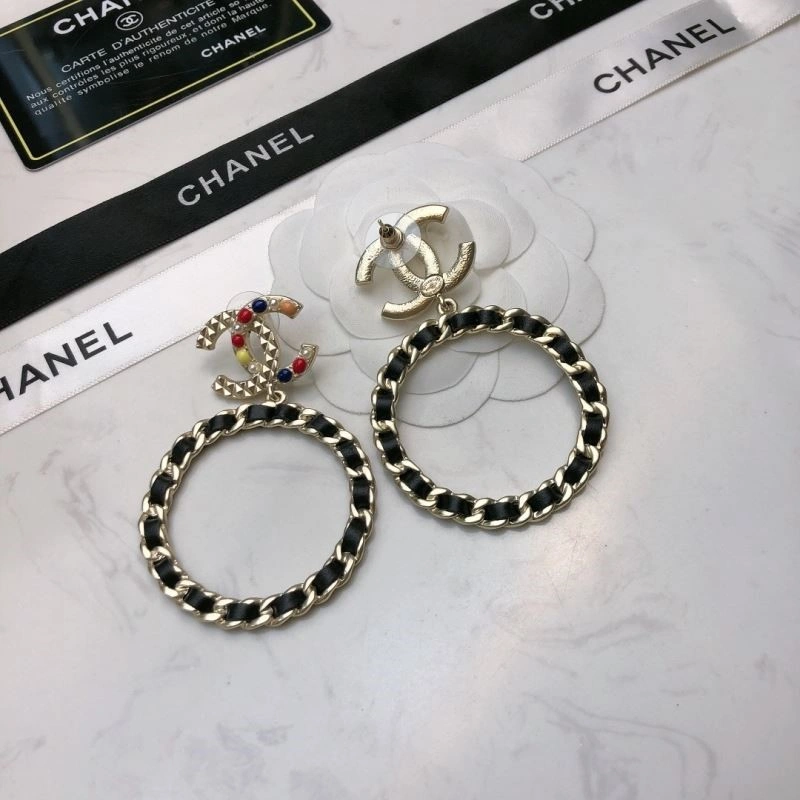 Comfortable Chanel Earrings 224016