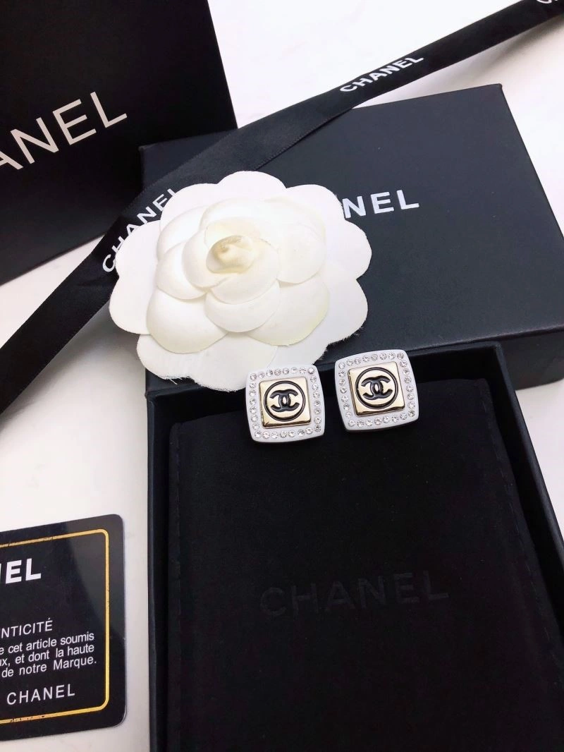 Premium Chanel Earrings 223973