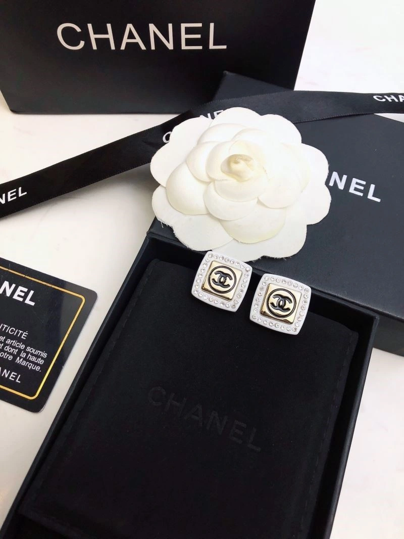Premium Chanel Earrings 223973
