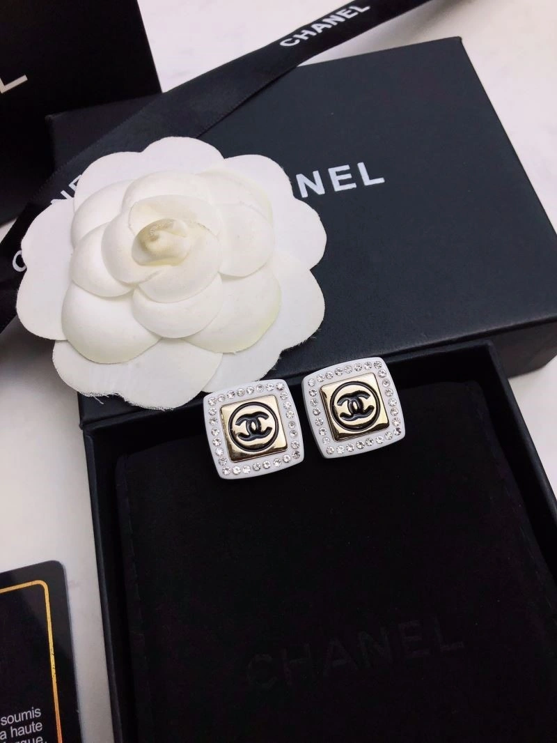 Premium Chanel Earrings 223973