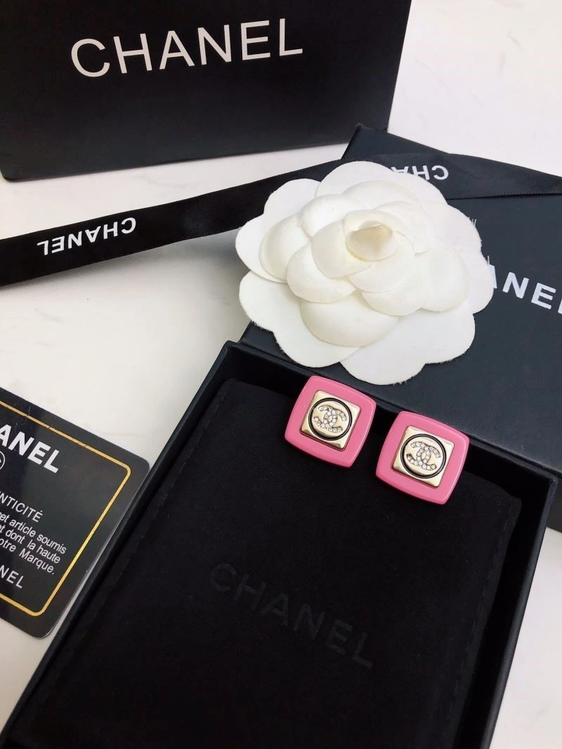 Chic Chanel Earrings 224031