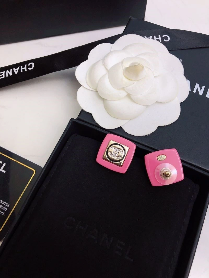 Chic Chanel Earrings 224031