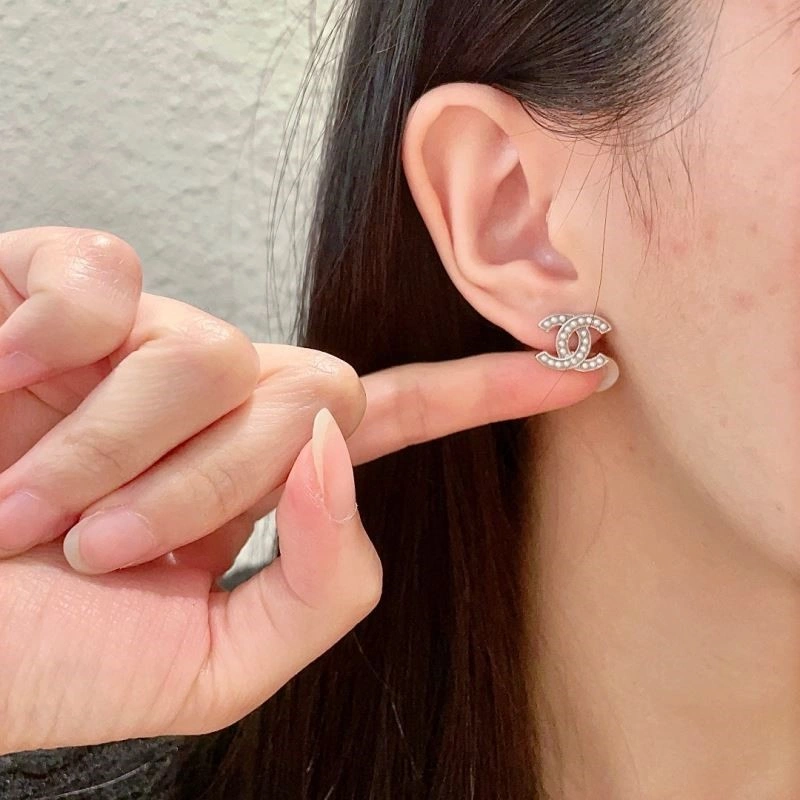 Sporty Chanel Earrings 223976