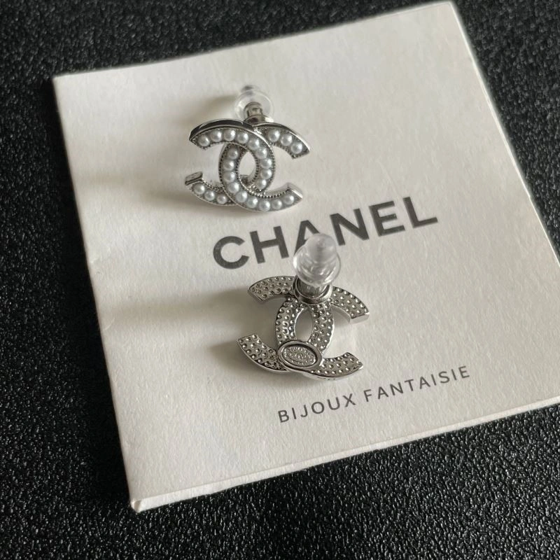 Sporty Chanel Earrings 223976