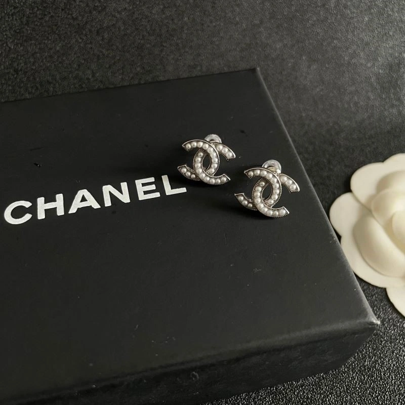 Sporty Chanel Earrings 223976
