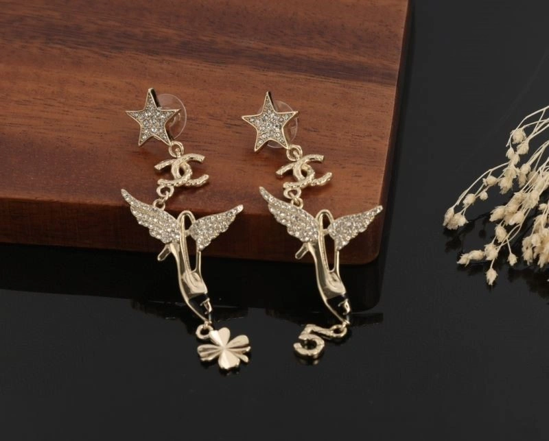 Breathable Chanel Earrings 223970