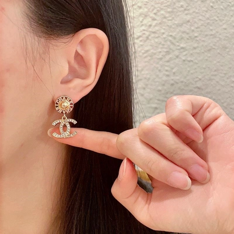 Chanel Earrings Sophisticated 223958