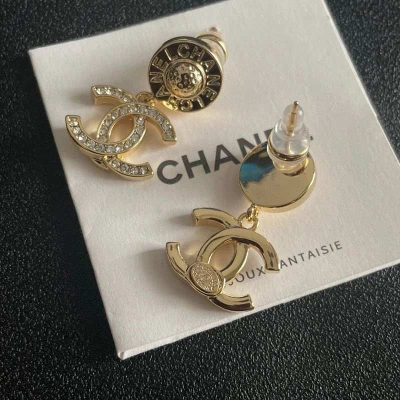 Chanel Earrings Sophisticated 223958