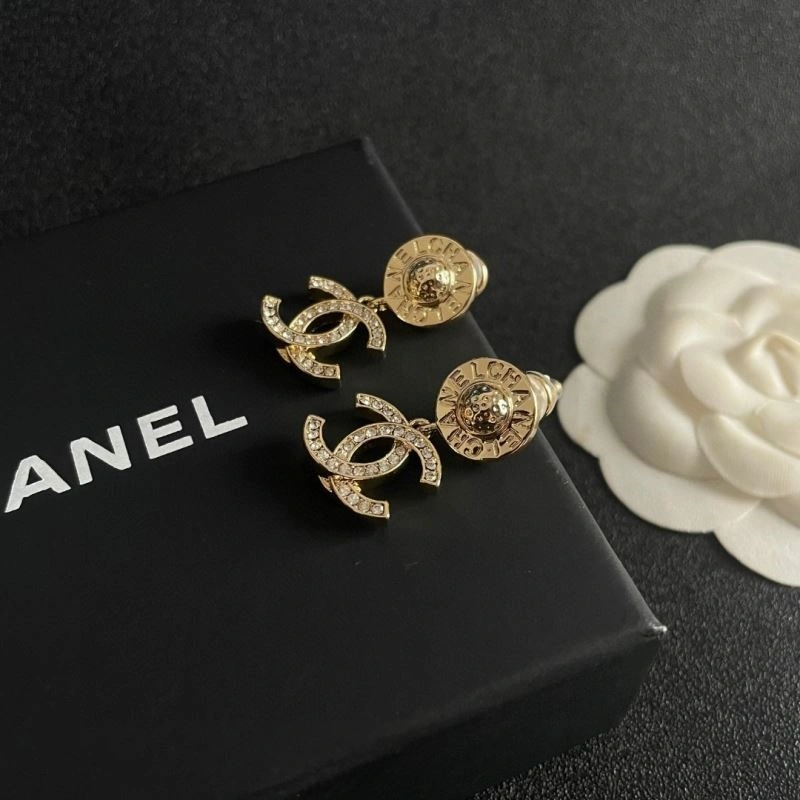 Chanel Earrings Sophisticated 223958