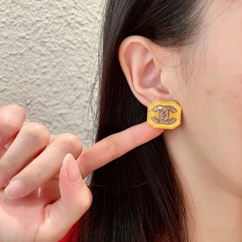 Chanel Earrings Effortless 223952