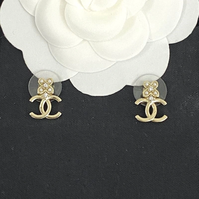 Stretchable Chanel Earrings 223941