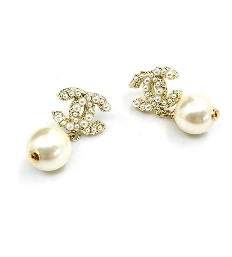 Cozy Chanel Earrings 223945