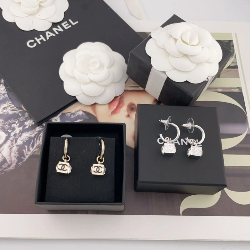 Chanel Earrings Functional 223984